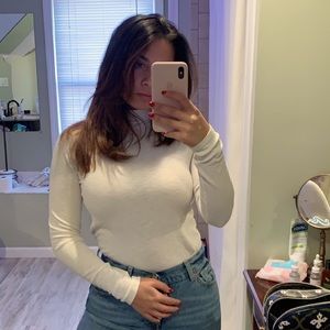 Aerie white turtleneck.